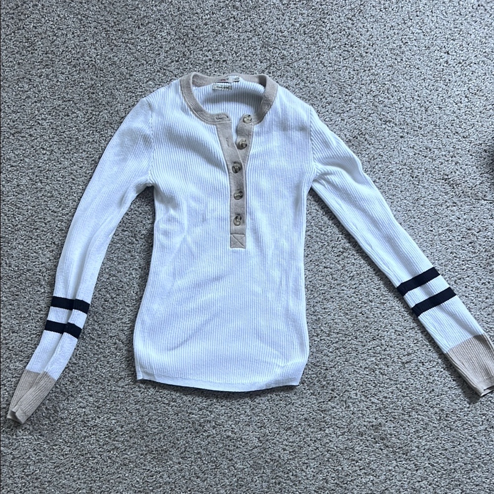 Faherty Long Sleeve Fitted Button Down Sweater